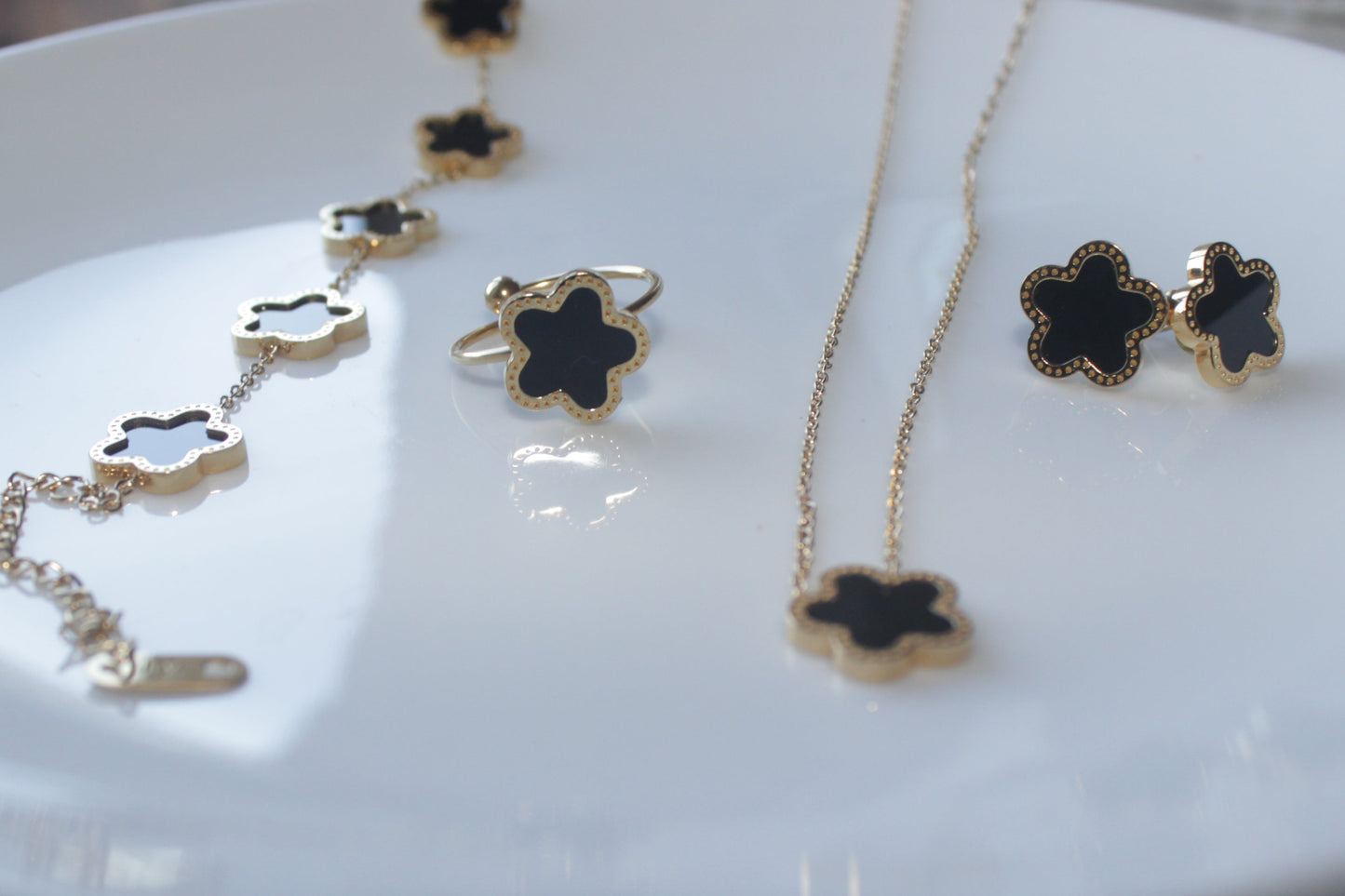 Flower Geometric Set