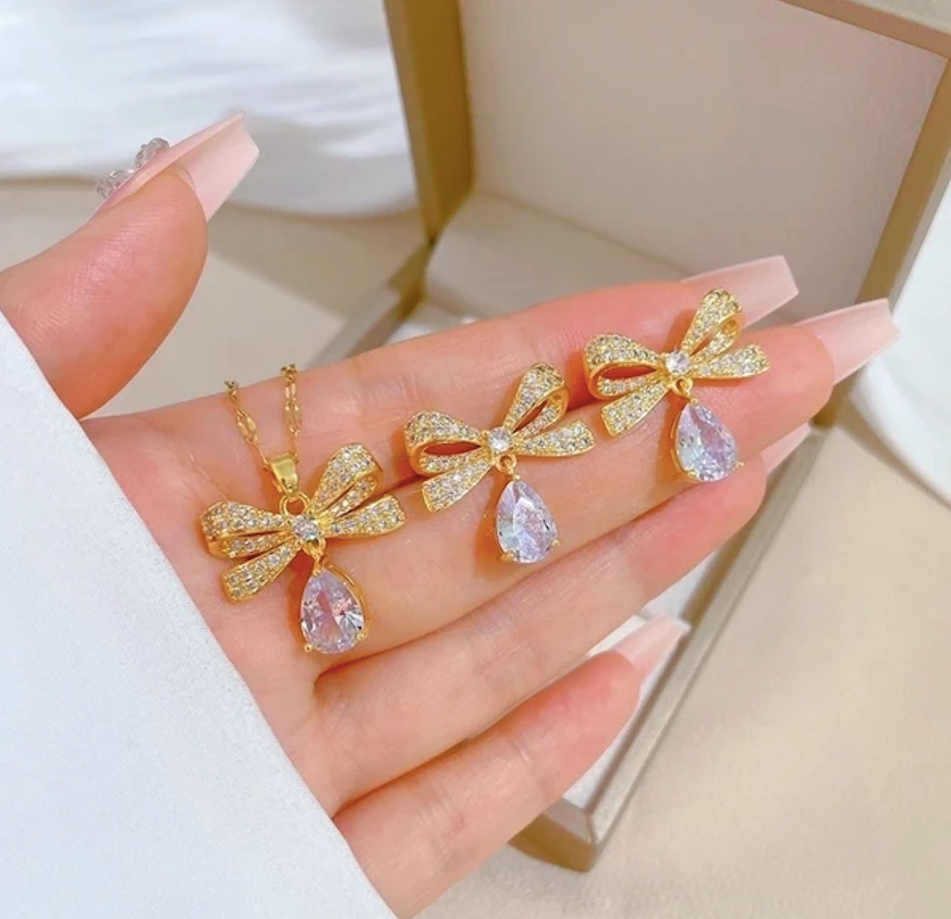 Bow Knot Zircon Set