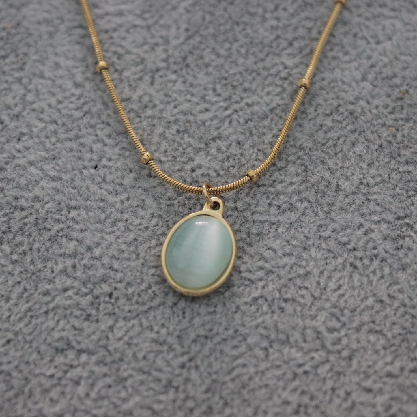 Oval Pendant Necklace