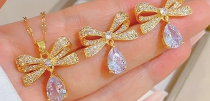 Bow Knot Zircon Set